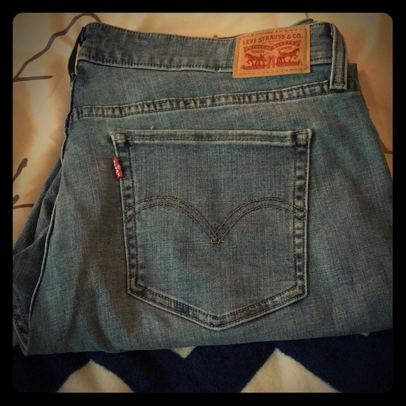 Jeans - Picture 1 of 2